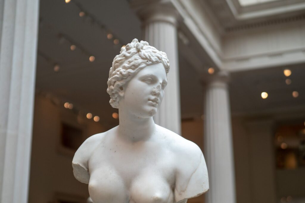 Antike Statue der Aphrodite